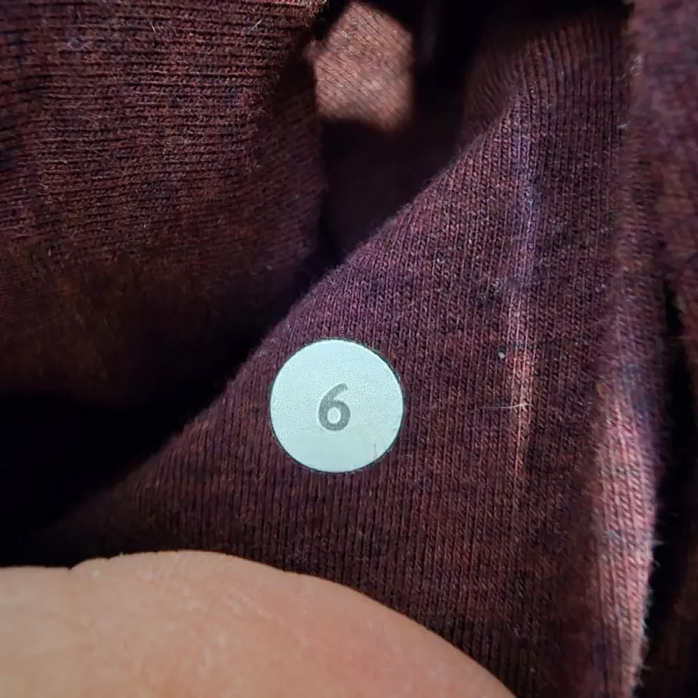 Women's Lululemon Maroon Turtleneck Sweatshirt | Size 6
